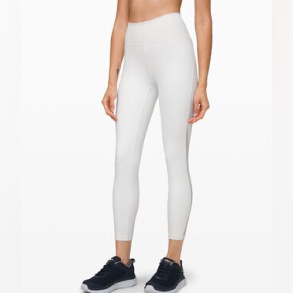 🪩 Lululemon Train Times 7/8 Pant in White Size 8
